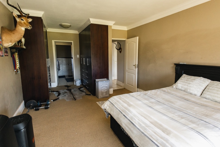 4 Bedroom Property for Sale in Groenvlei Sh Free State